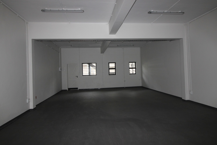 To Let Commercial Property for Rent in Maitland Western Cape